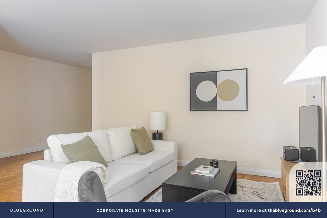 30 Park Avenue - Photo 6 of 45