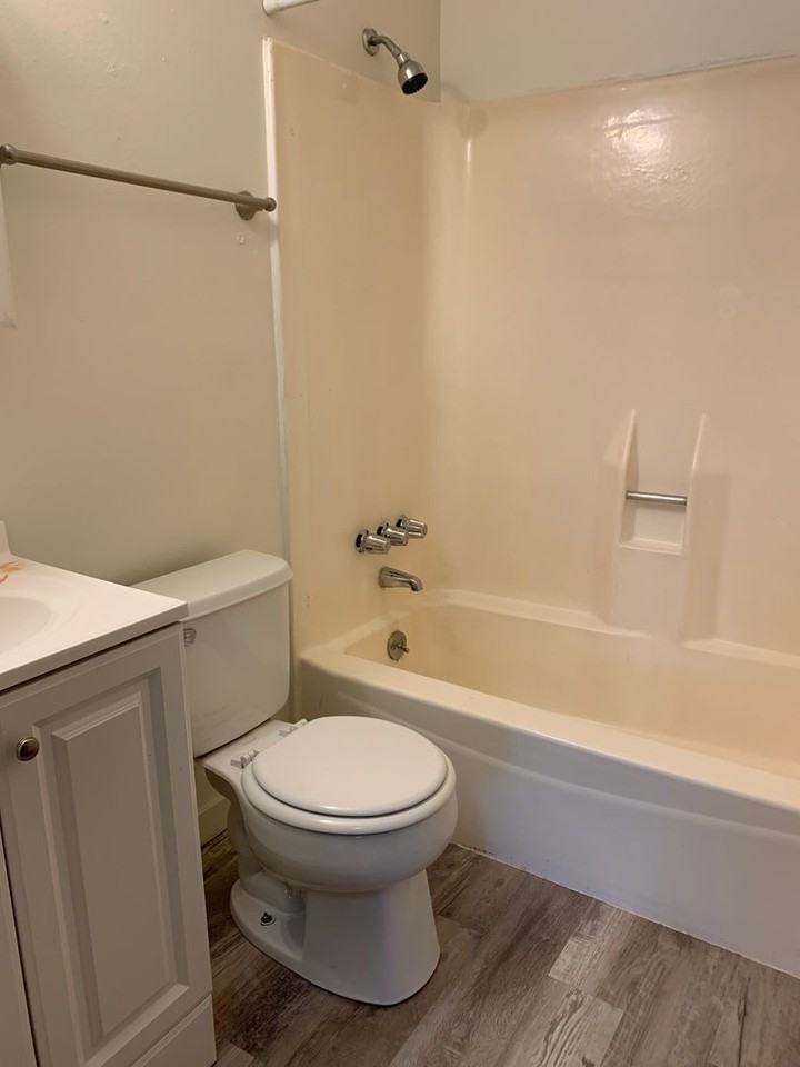 2897 Greenland Drive - Photo 7 of 26