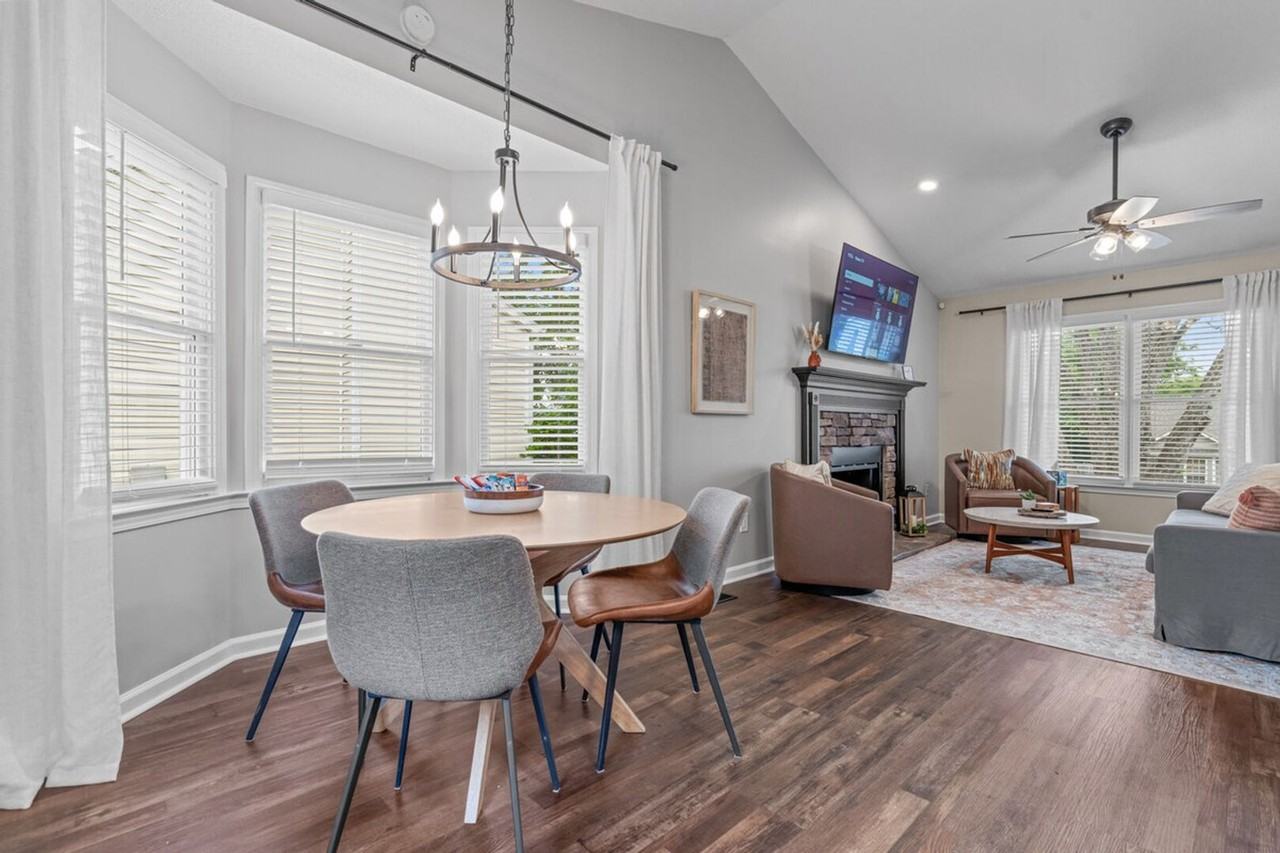 13 Huntcliff Dr #1234829P - Photo 2 of 30