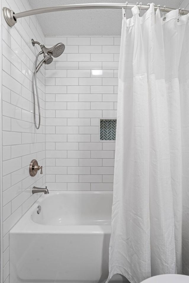 13 Huntcliff Dr #1234829P - Photo 6 of 30