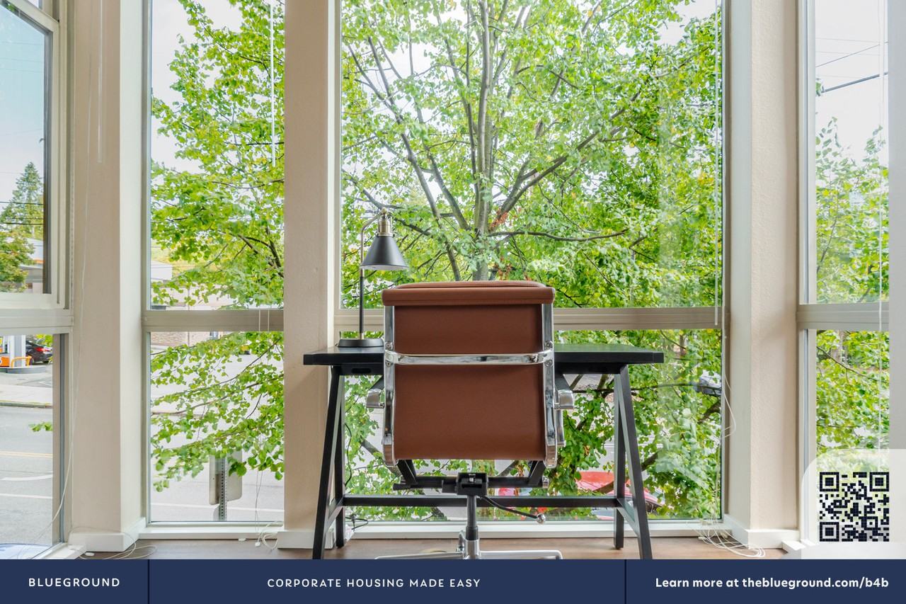 5101 25th Ave Ne #925 - Photo 6 of 42