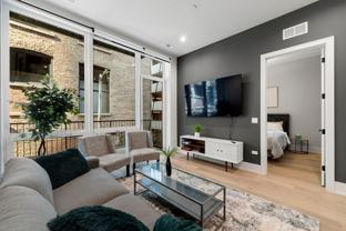 318 W Grand Ave - Photo 1 of 1