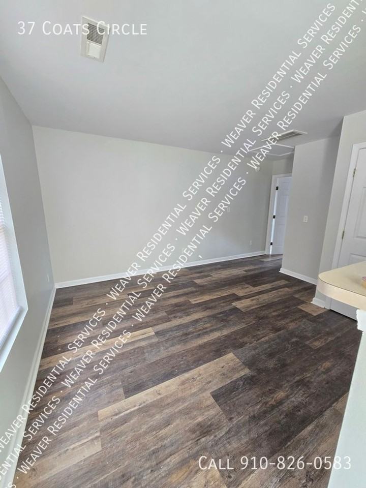 37 Coats Cir - Photo 2 of 7