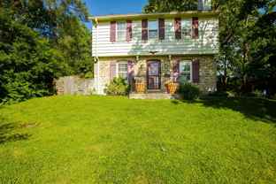 2221 W North Bend Rd - Photo 1 of 1