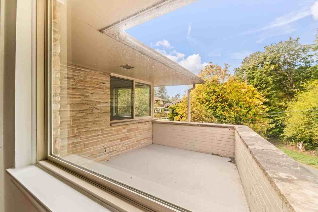 3535 43rd Ave W - Photo 7 of 33