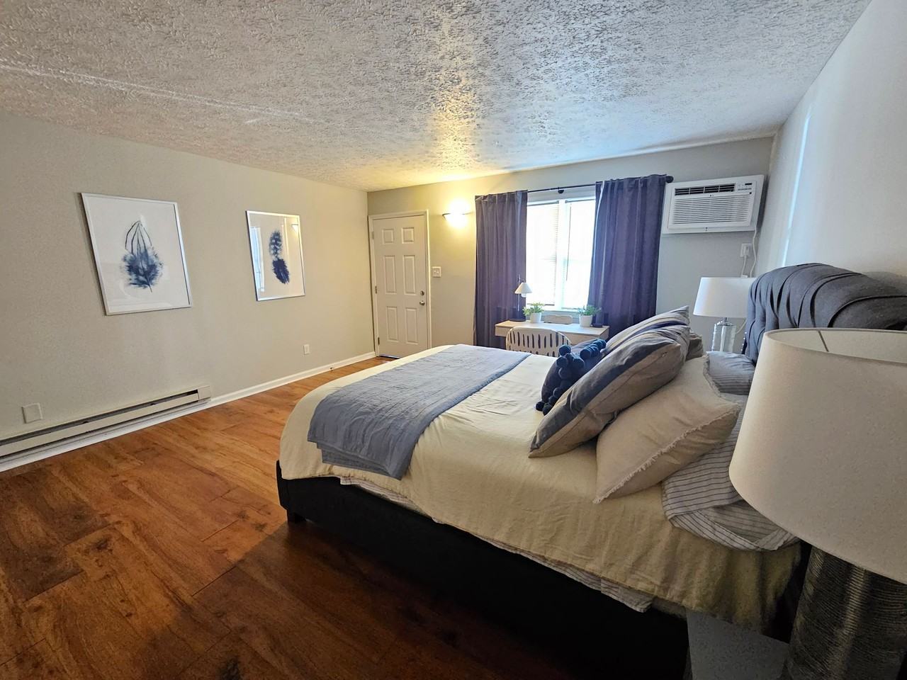 Modern Studio Apartments Steps from UK Campus! - Photo 3 of 14