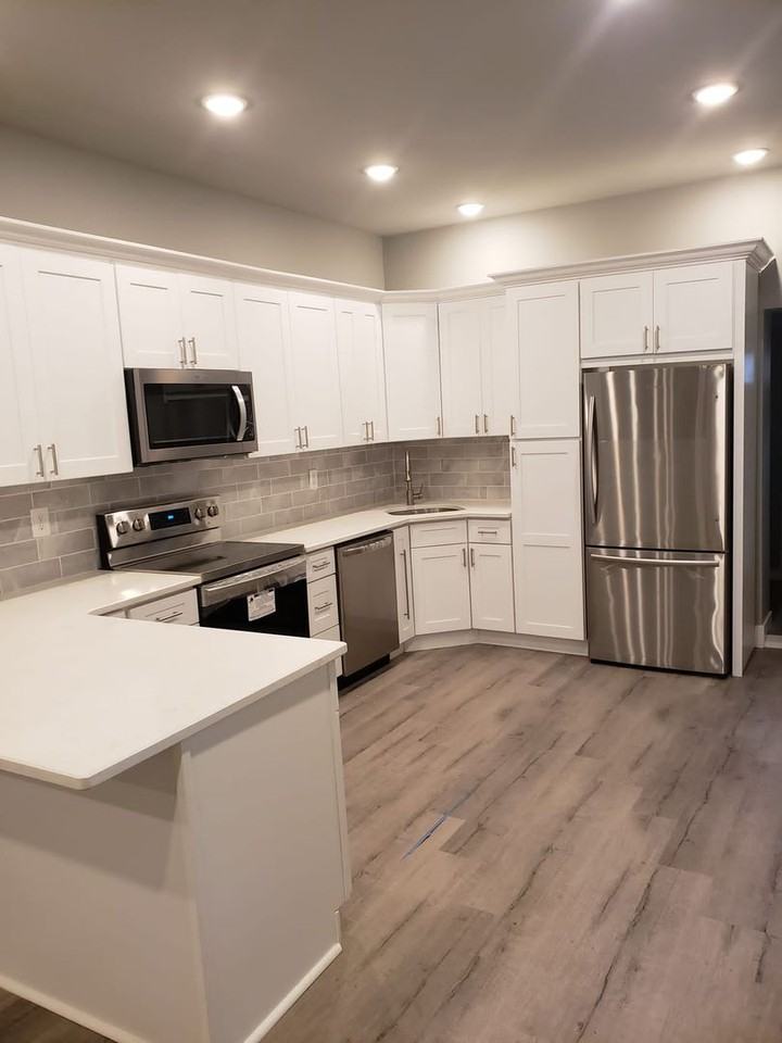 5333 Catharine Street - Photo 2 of 32