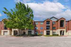 featured image of 1350 Skyline Road