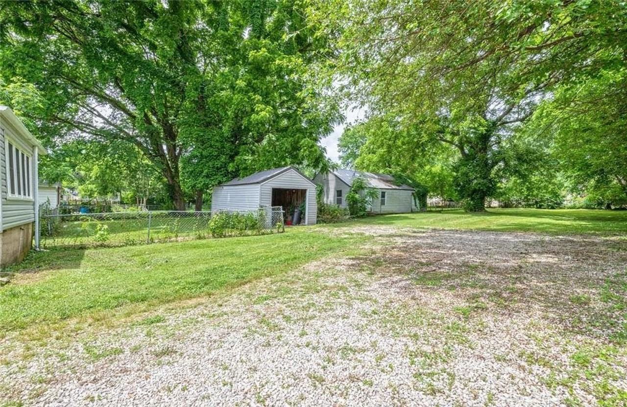 802 Historic 66 W - Photo 2 of 10