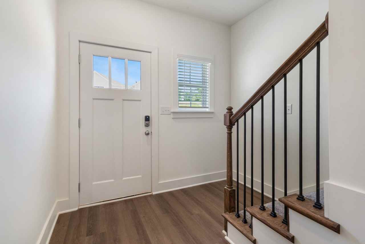 4262 Brevard Blvd - Photo 5 of 30