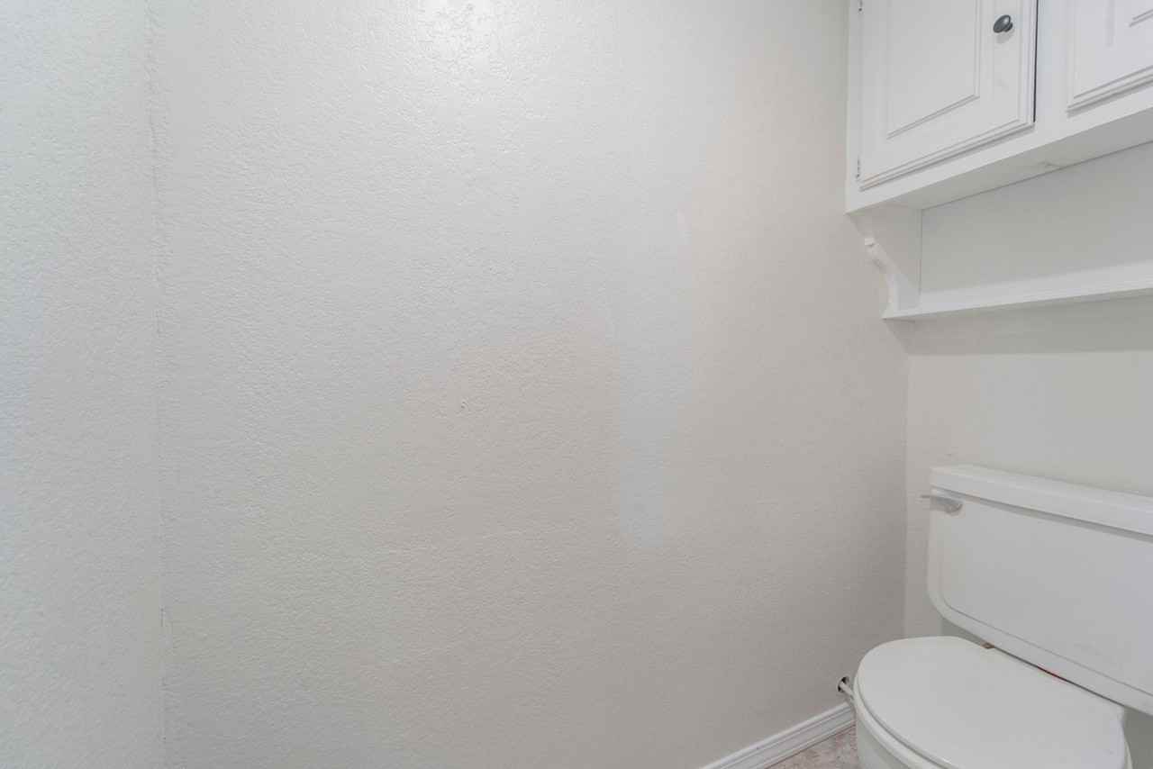 3120 Shadybrook Dr - Photo 3 of 45