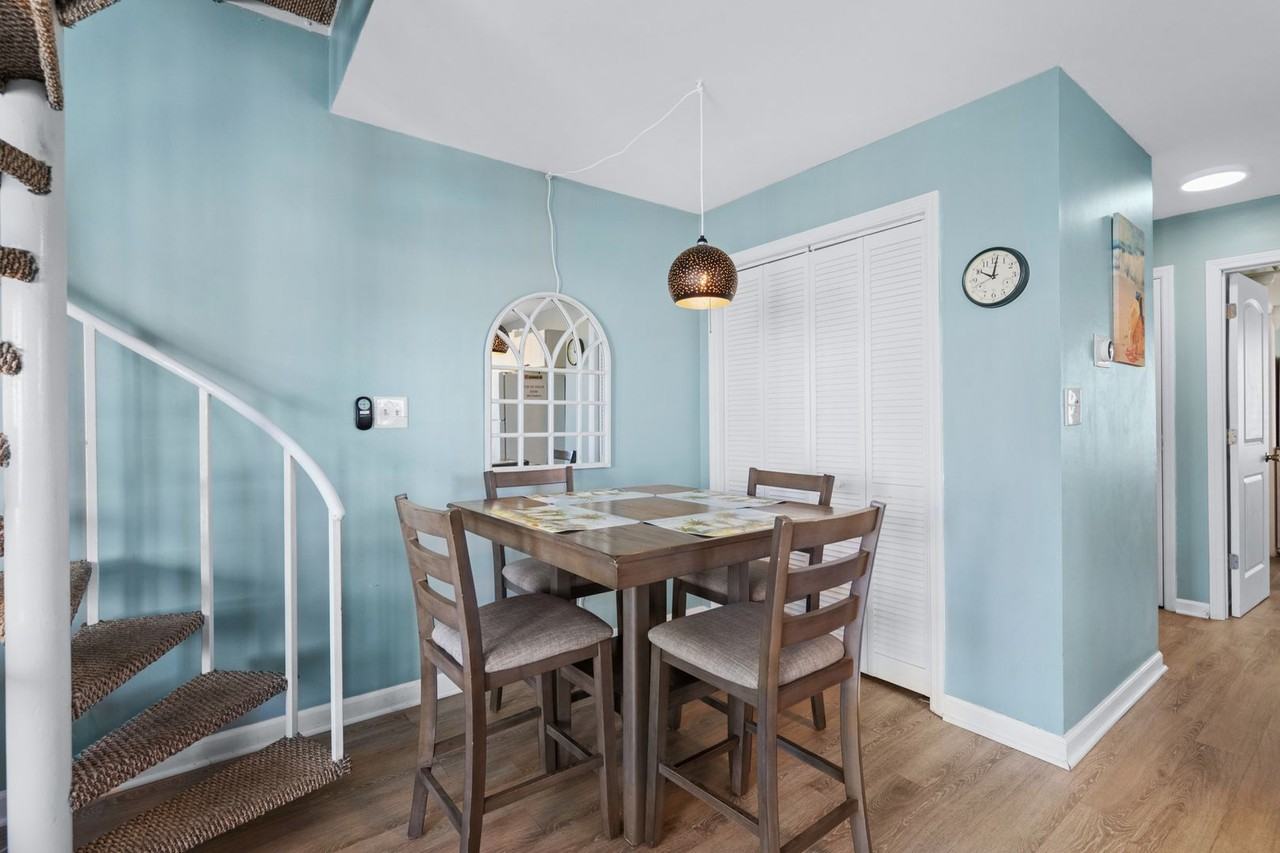 1850 Colony Dr #1J - Photo 6 of 36