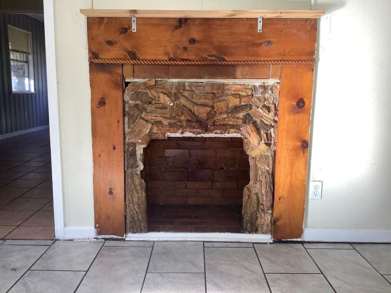 3010 Sunnybrook St - Photo 2 of 26