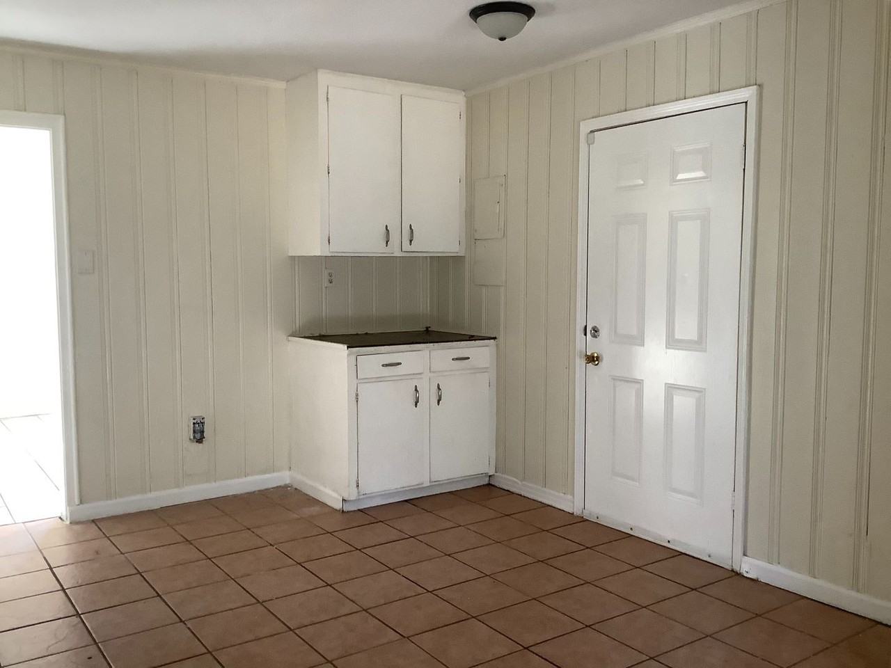 3010 Sunnybrook St - Photo 5 of 26
