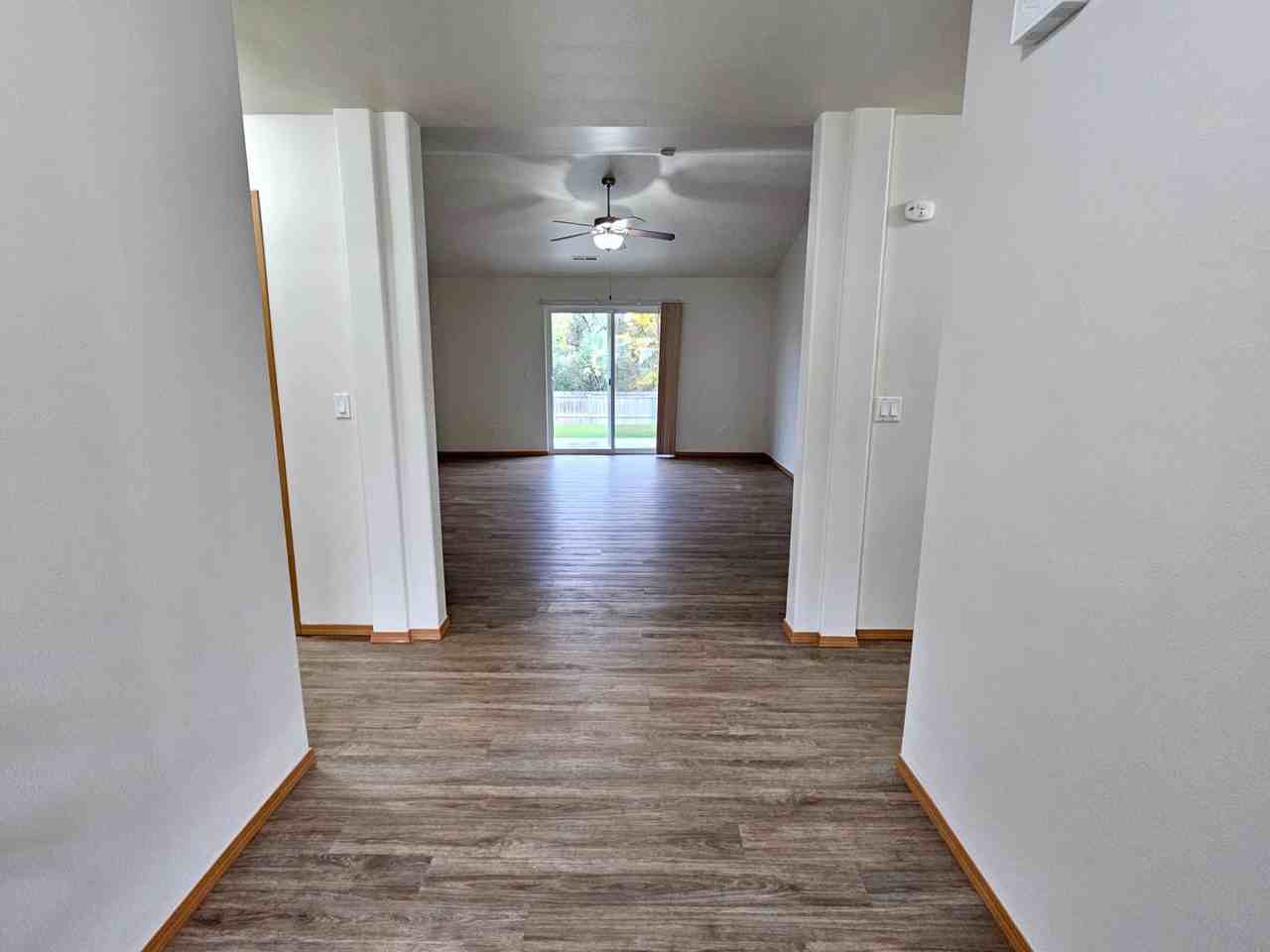 474 Charbonneau Dr - Photo 5 of 50