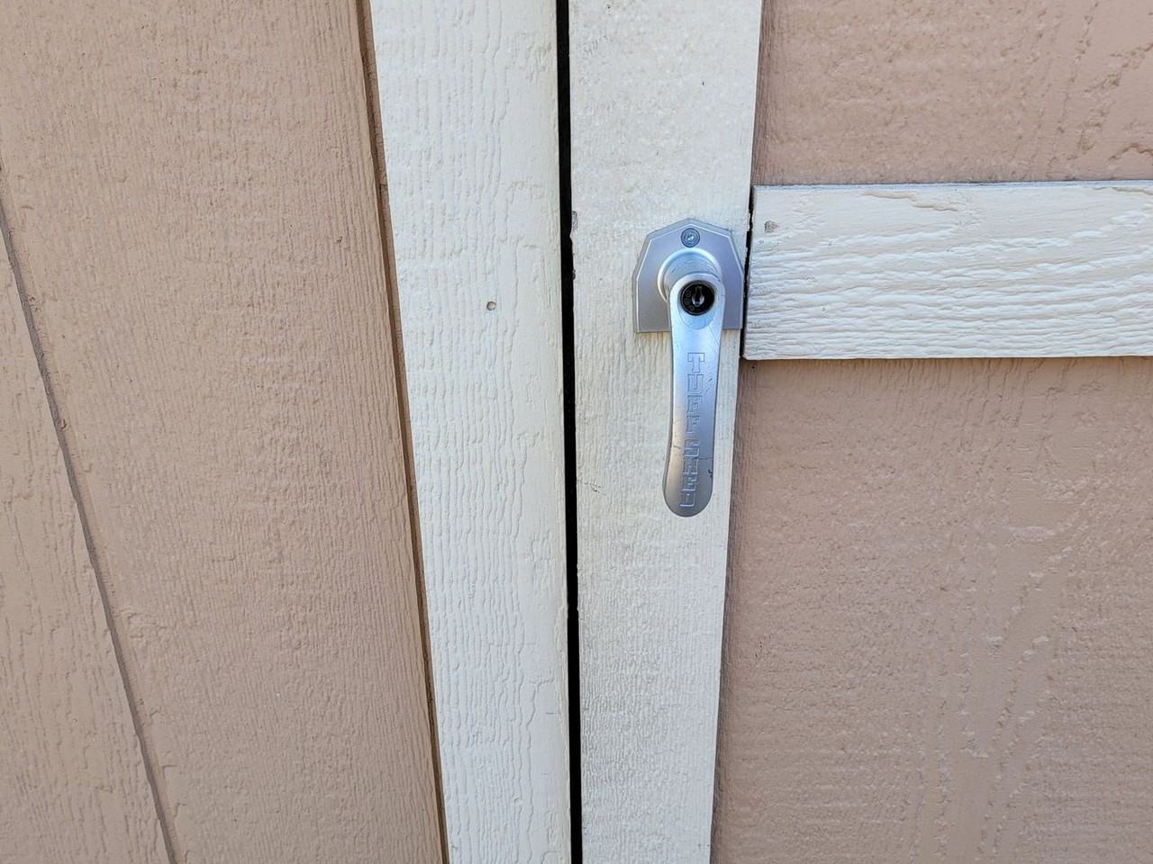 616 Sawyer Dr - Photo 2 of 33