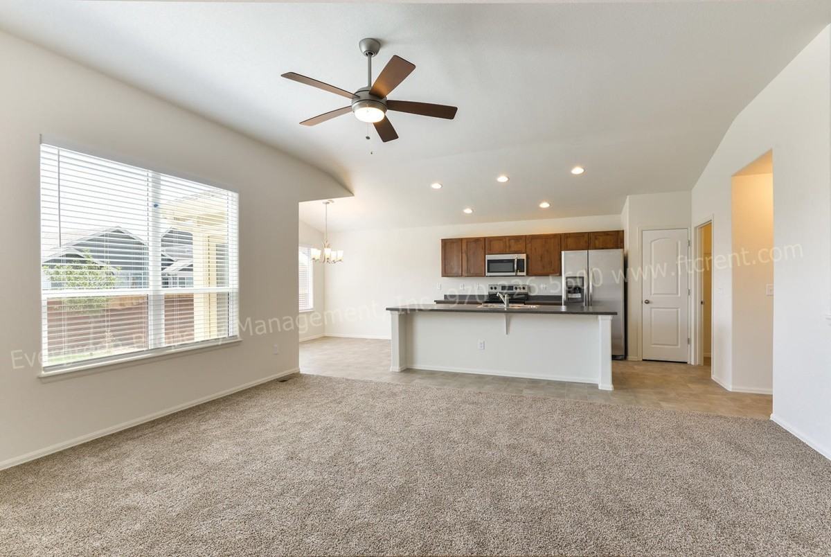 1513 First Light Dr - Photo 2 of 36