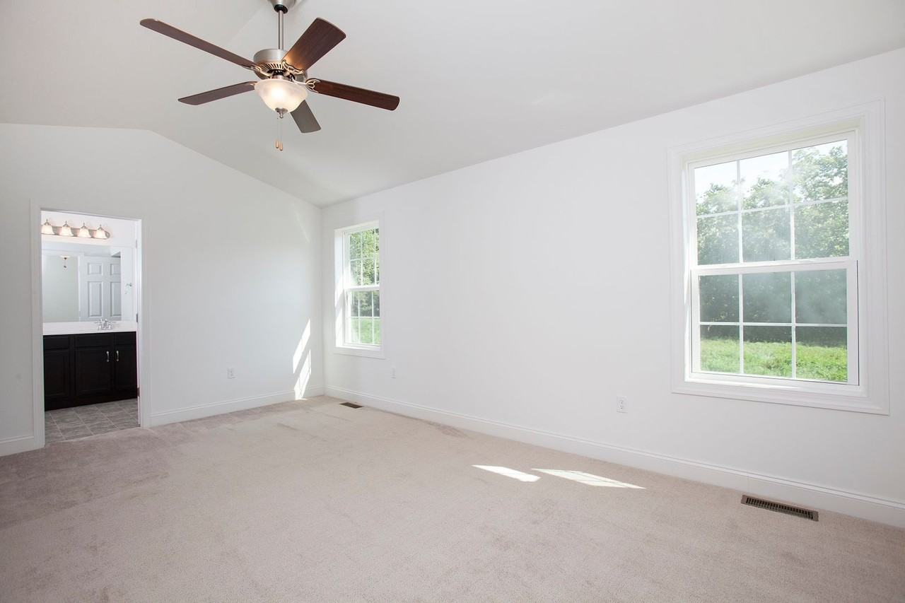 4614 Margarets Drive - Photo 6 of 7