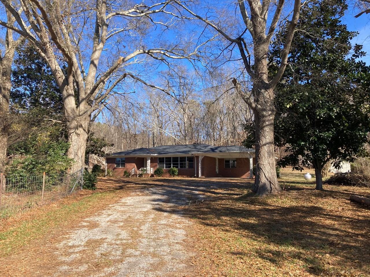 11440 Us Highway 431 - Photo 2 of 33