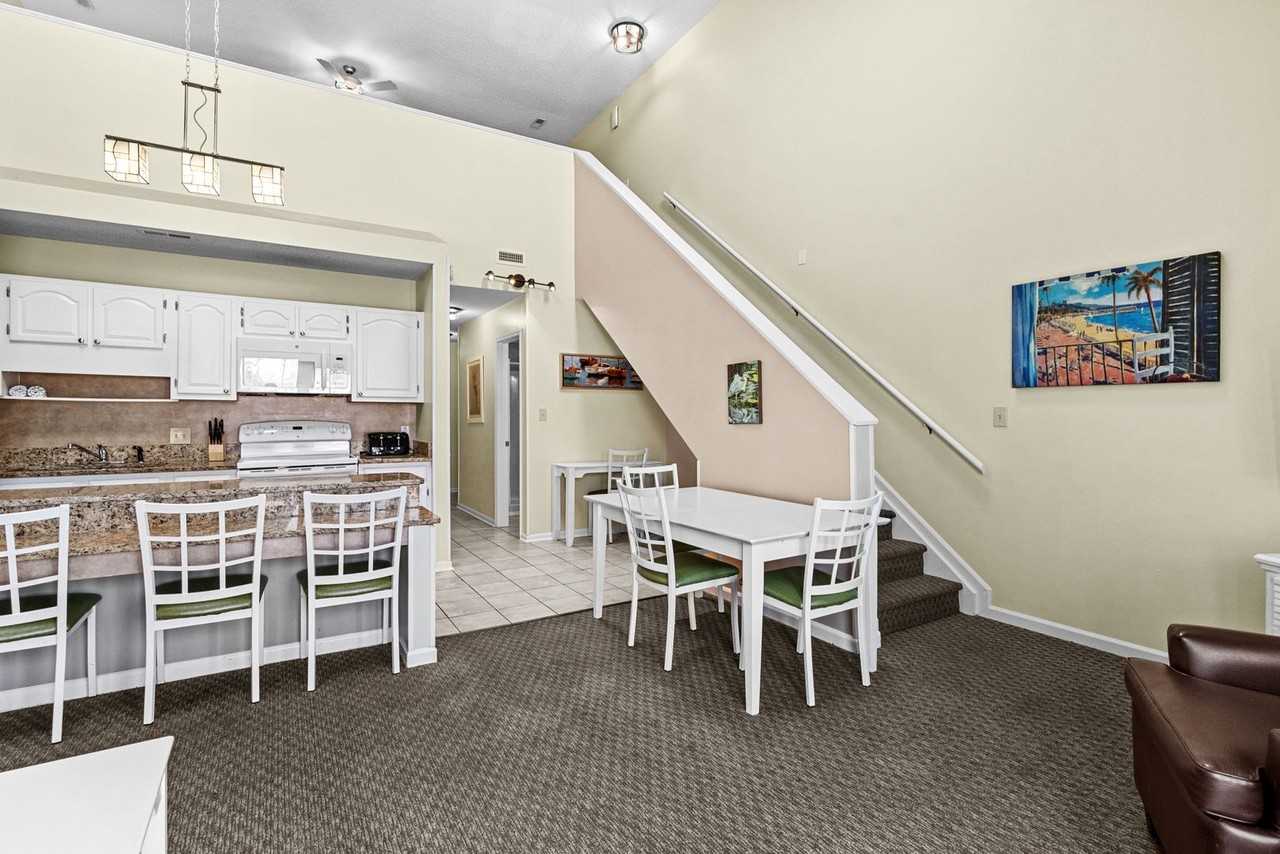 212 Double Eagle Dr - Photo 7 of 40