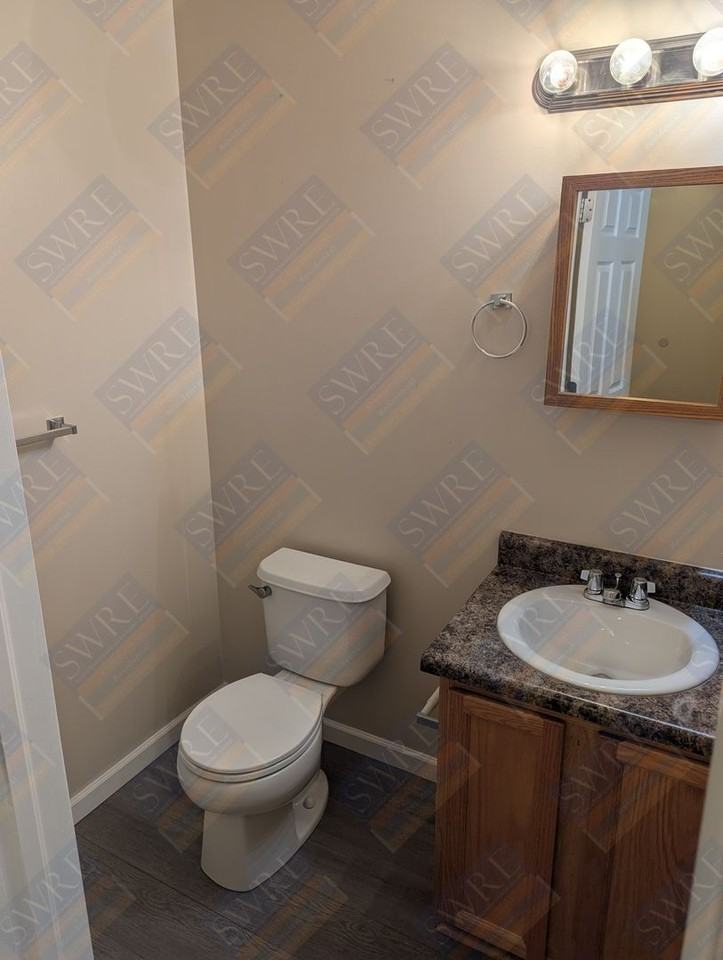 2704 Bastion Dr - Photo 3 of 16