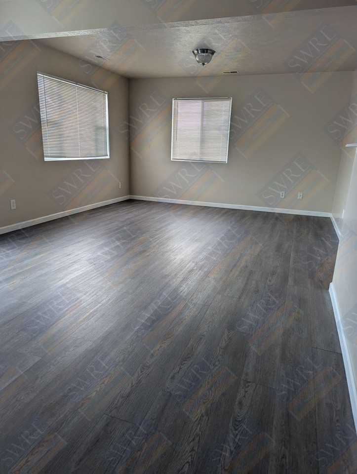 2704 Bastion Dr - Photo 6 of 16