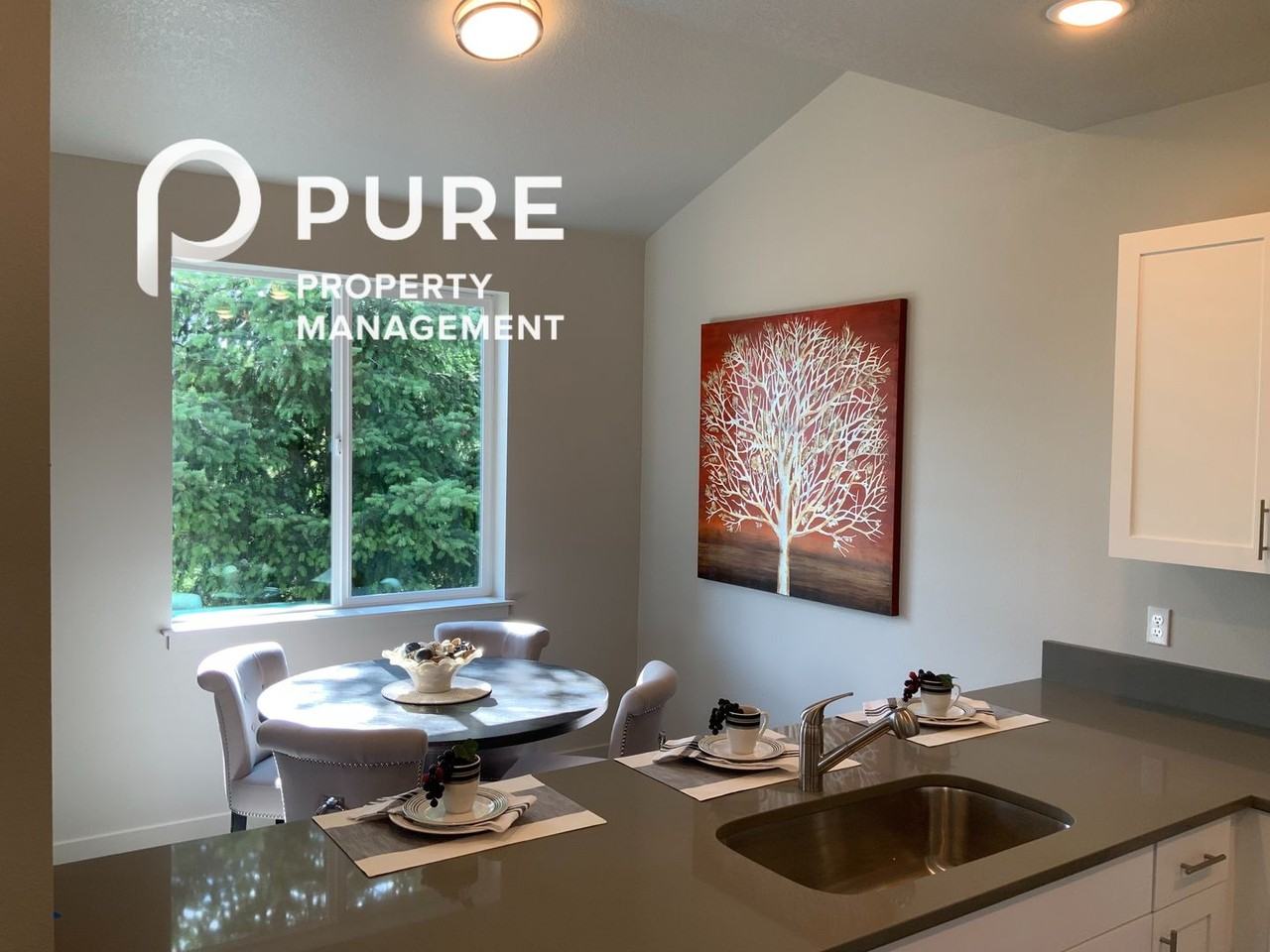 1376-01 Doug Fir Apartments - Photo 3 of 25