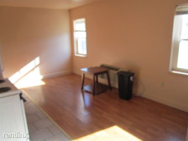 Houston Terrace - Photo 3 of 5