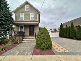 13 Idlewild Ave - Photo 1 of 1