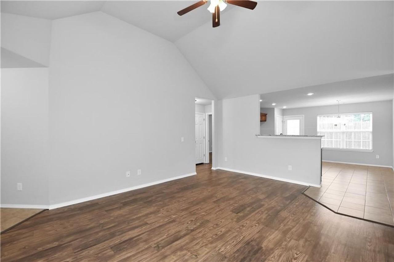 1240 Lariat Dr - Photo 6 of 25