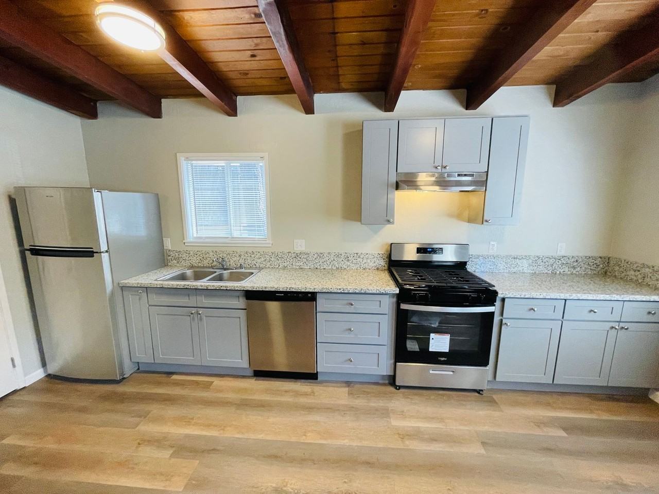 3716 Pioneer Trl #4 - Photo 3 of 19