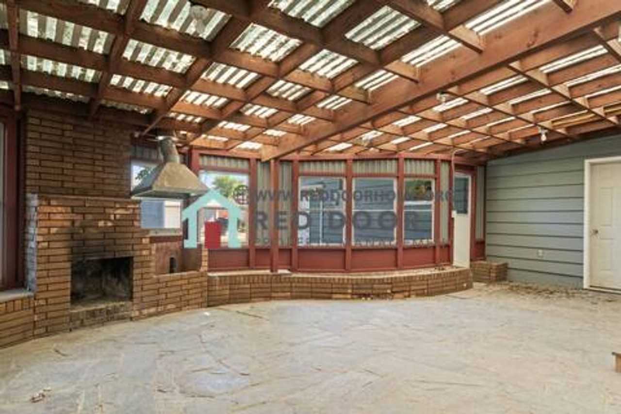 2905 9th Ave S - Photo 7 of 14