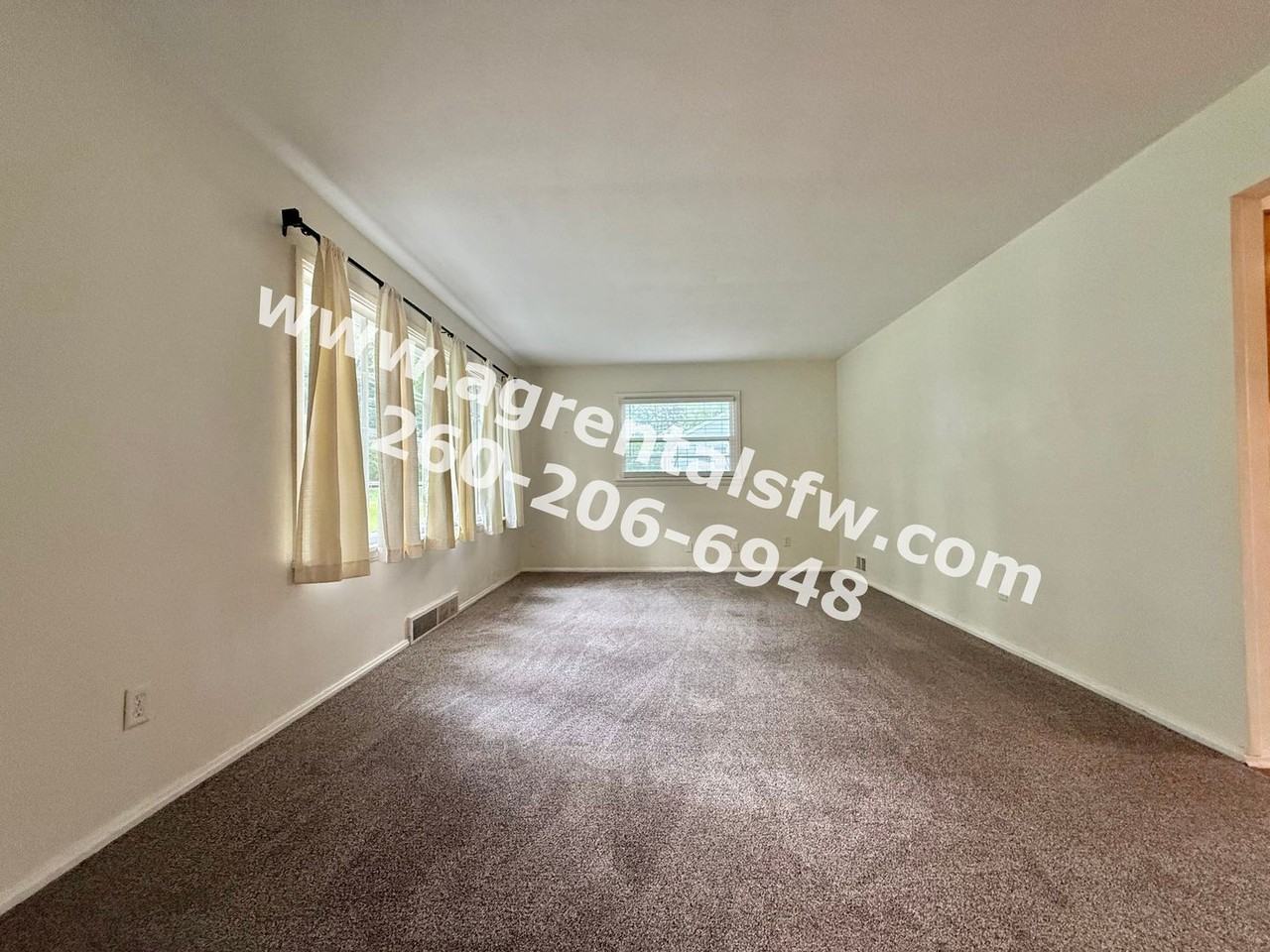 4620 Taylor St - Photo 2 of 11