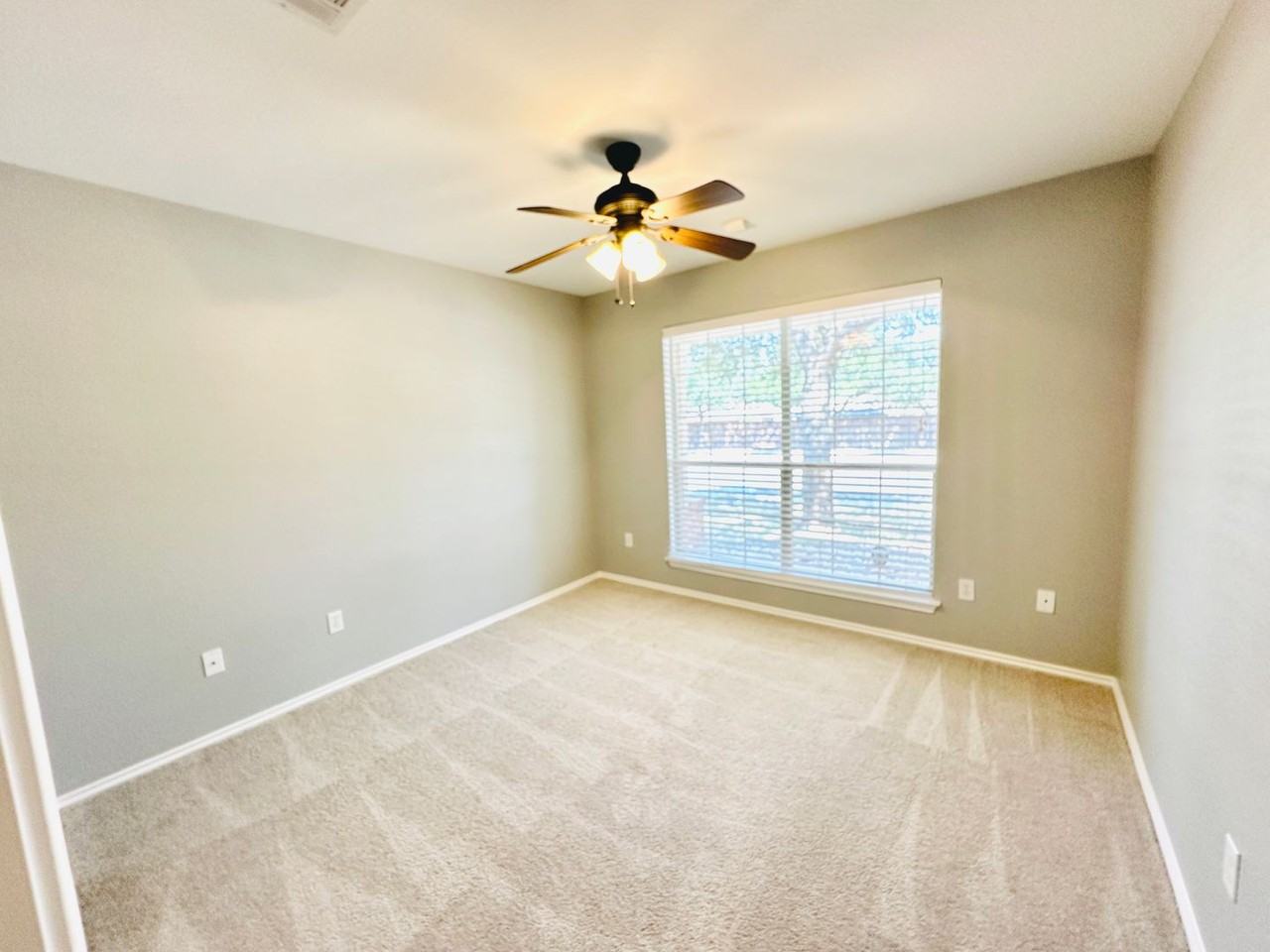 12112 Rancho Alto Rd - Photo 6 of 45