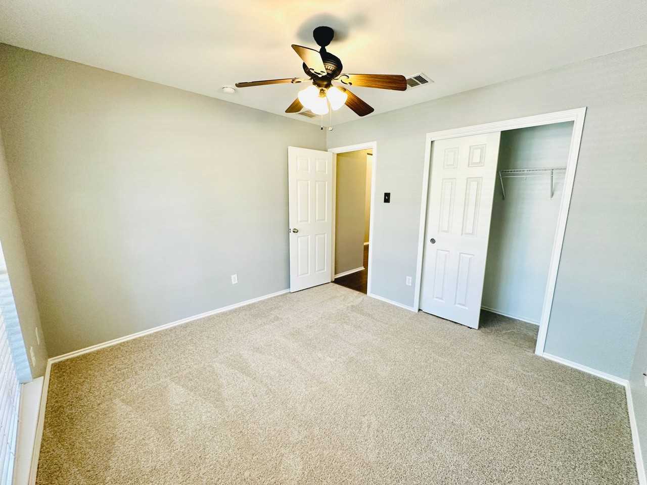 12112 Rancho Alto Rd - Photo 7 of 45