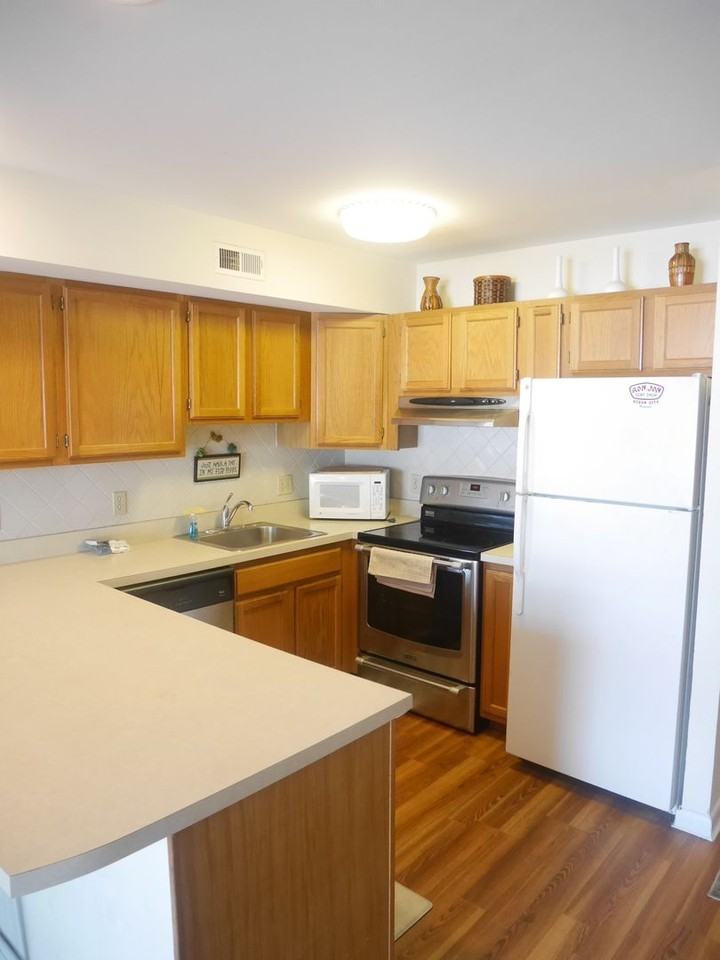 12300 Jamaica Ave - Photo 6 of 17