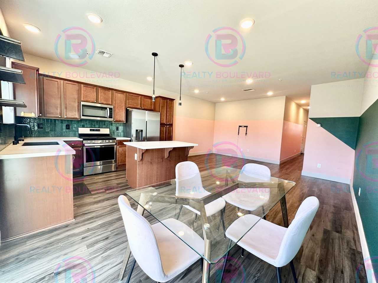 4990 Ciara Kennedy Lane - Photo 6 of 32