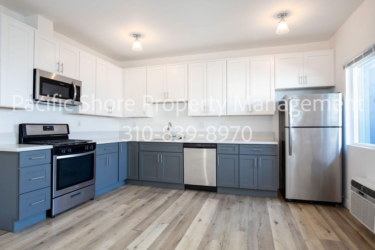 1315 Montana Apartments - Photo 4 of 20