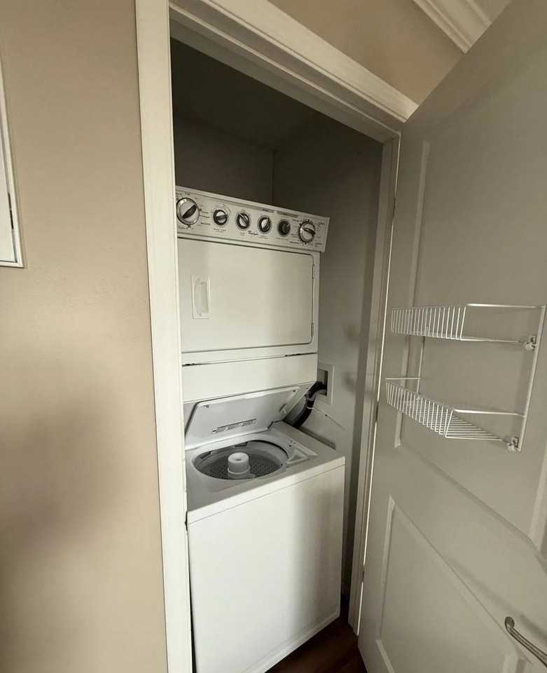 Wolf Run Village - Photo 2 of 29