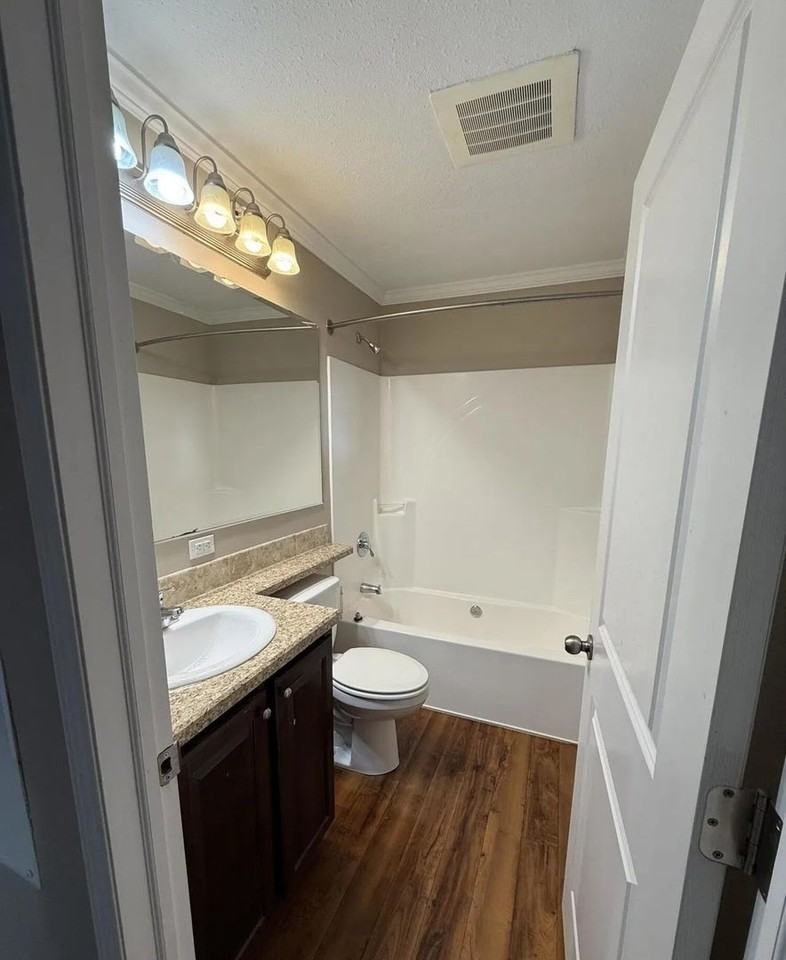 Wolf Run Village - Photo 3 of 29