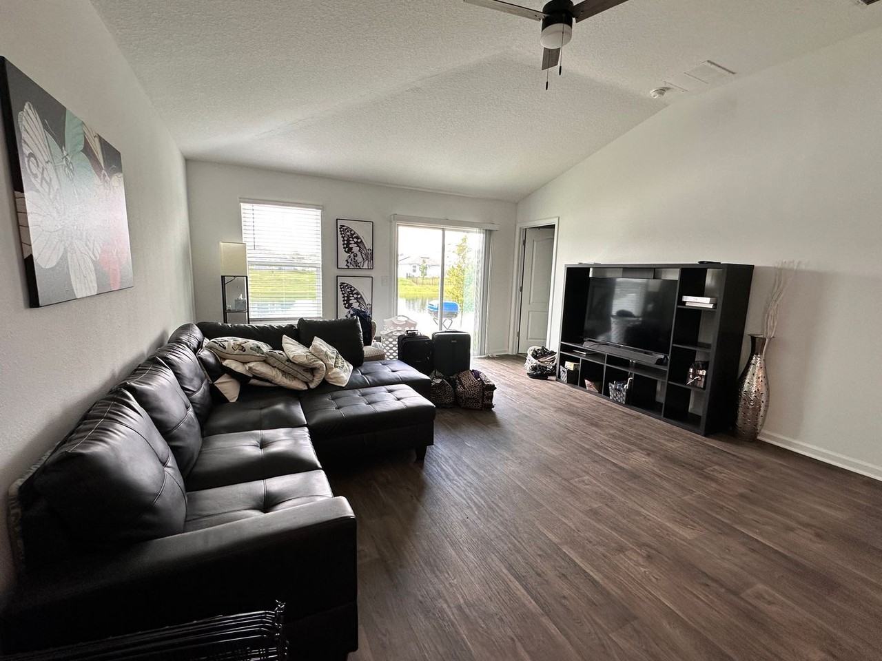 2769 Oak Stream Drive - Photo 2 of 14