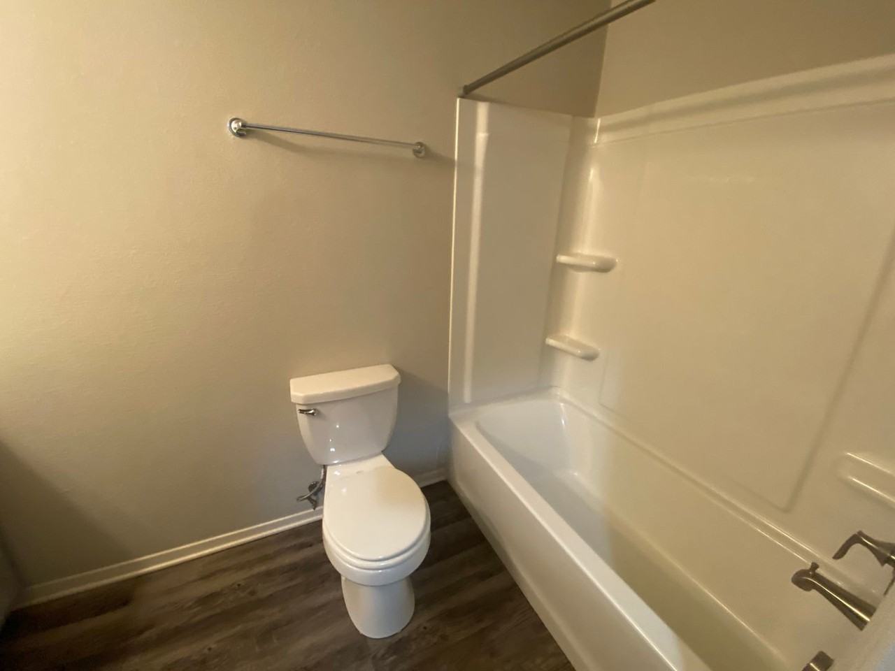 309 Harper Dr - Photo 3 of 11