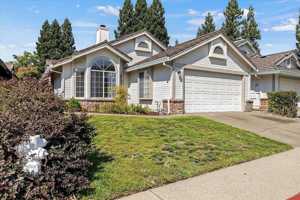 featured image of 7261 Harbor Way