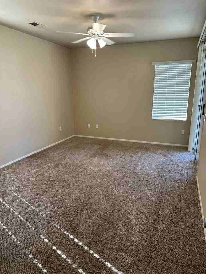 861 Woodridge Cir - Photo 4 of 19