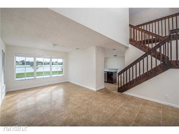 6402 Buena Vista Dr - Photo 3 of 14