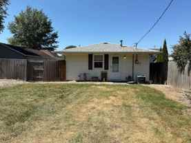 412 S Harris St #B - Photo 1 of 1