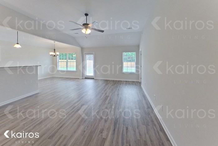 33 Joshua Cir - Photo 2 of 19