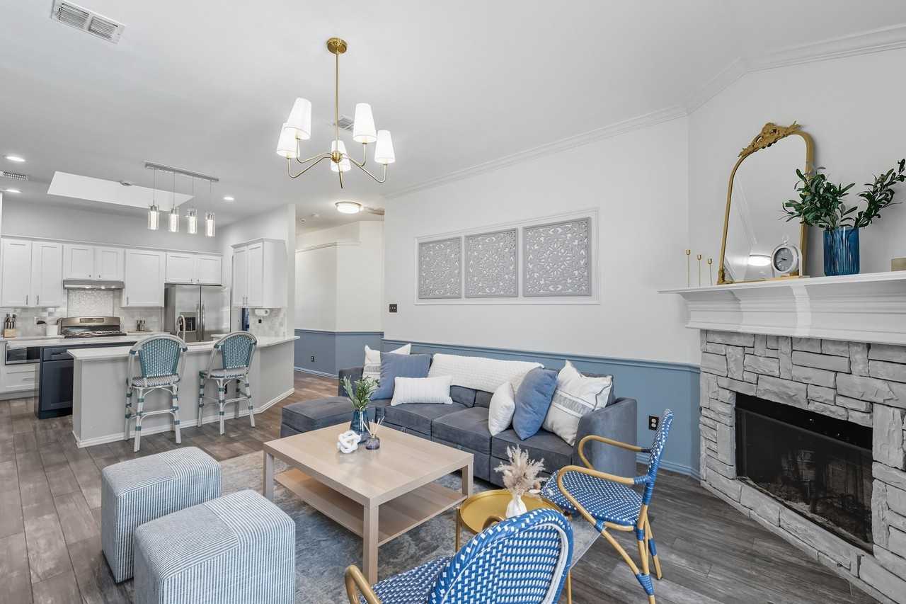 2402 Blue Holly Dr #NA - Photo 7 of 43