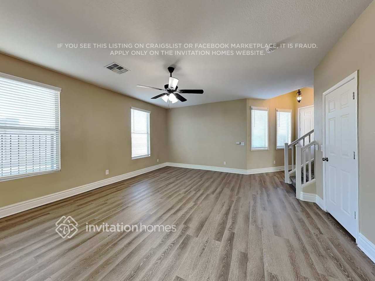 1243 S Providence - Photo 4 of 21