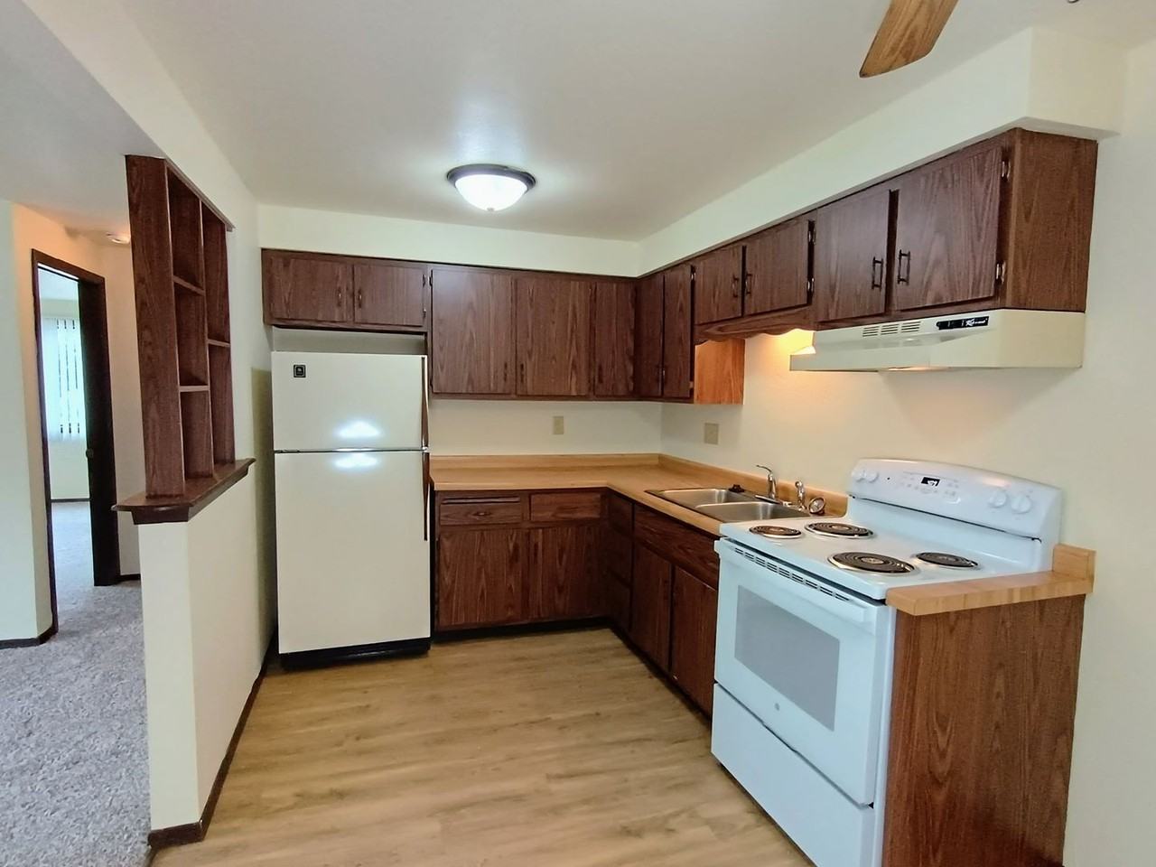 Windsor Heights - Photo 5 of 50